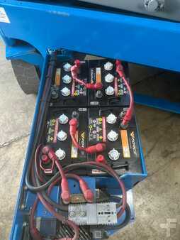 Scissor lift - Genie 1930 (15)