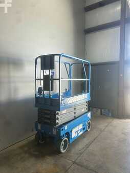 Scissor lift - Genie 1930 (6)