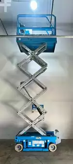 Scissor lift 2002  Genie 1930 (3)