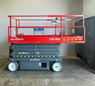Scissor lift - Sky Jack SJ III -4632 (2)