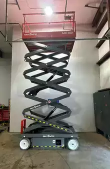 Scissor lift - Sky Jack SJ III -4632 (5)