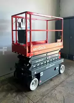 Scissor lift - Sky Jack SJ3219 (11)