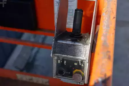 Scissor lift 2018  SNORKEL S4726E (6)