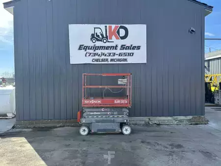 Scissor lift 2015  SKYJACK SJIII3219 (1)