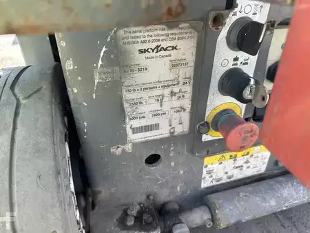 Scissor lift 2014  SKYJACK SJIII3219 (7)