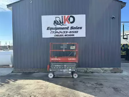 Scissor lift 2014  SKYJACK SJIII3219 (1)