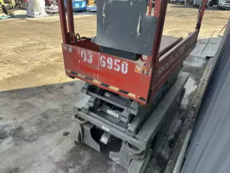 Scissor lift 2015  SKYJACK SJIII3219 (2)