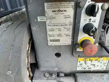 Scissor lift 2015  SKYJACK SJIII3219 (7)