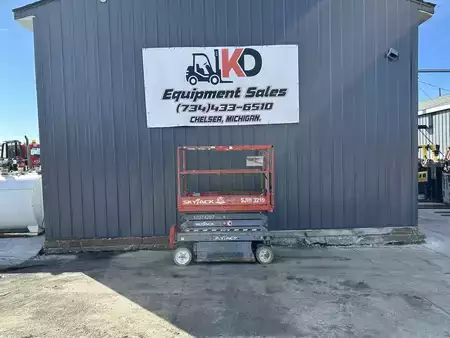 Scissor lift 2015  SKYJACK SJIII3219 (1)