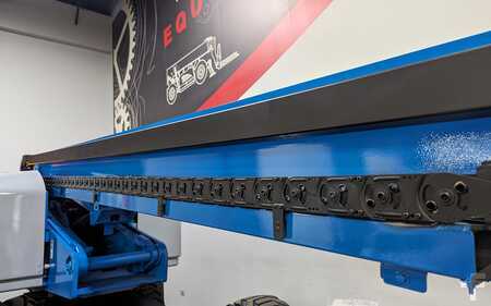 Articulating boom lift 2014 GENIE S65 (9)