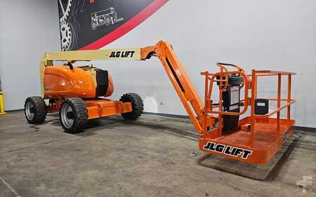 Articulating boom lift 2013 JLG 600AJ (5)