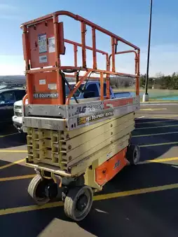 Plataforma de Tijera - JLG 2630ES (1)