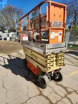 Plataforma de Tijera 2018  JLG 2630ES (1)