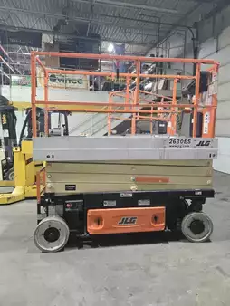 Plataforma de Tijera - JLG 2630ES (1)
