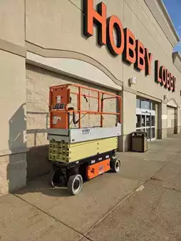 Plataforma de Tijera - JLG 2630ES (1)