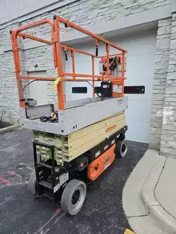 Plataforma de Tijera - JLG 2630ES (3)