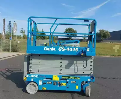 Scherenarbeitsbühne 2022  Genie GS 4046 E-Drive, GS4046, 14m Scissor Schere (1)