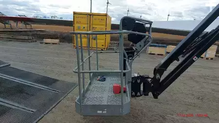 Gelenkteleskopbühne 2022  Manitou 160 ATJ RC , 16m lift, endless rotat., osc axle (12)