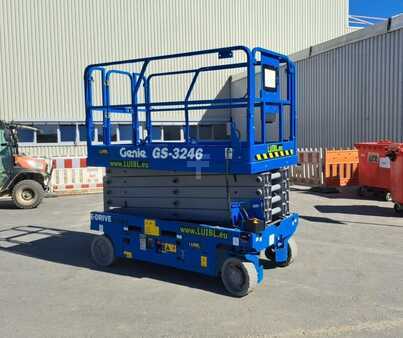 Scherenarbeitsbühne 2022  Genie GS 3246 E-Drive, GS3246, 12m Scissor Schere (4)