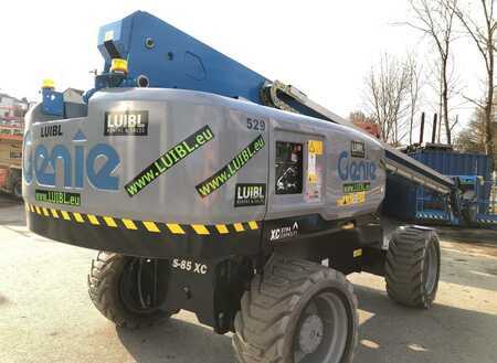 Teleskooppipuominostimet 2021 Genie S-85XC, 28m boom lift, white tires, 454kg (3)