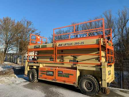 Pracovní plošina s nůžkovým zdvihem 2009 JLG Liftlux 260-25, 28m scissor lift, rental ready (4)