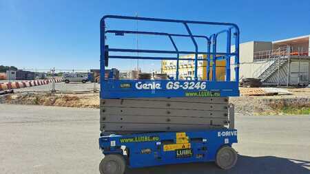 Scherenarbeitsbühne 2022  Genie GS 3246 E-Drive, GS3246, 12m Scissor Schere (5)