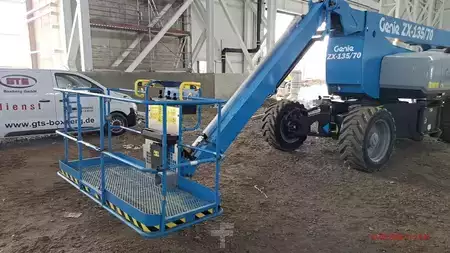 Led arbejdsplatform 2025  Genie ZX 135/70, 43m articulating boom lift,Gelenk,cherr (3)