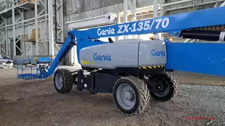 Led arbejdsplatform 2025  Genie ZX 135/70, 43m articulating boom lift,Gelenk,cherr (4)