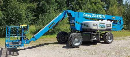 Kloubová pracovní plošina 2018 Genie ZX 135/70, 43m articulating boom lift, cherry pick (2)