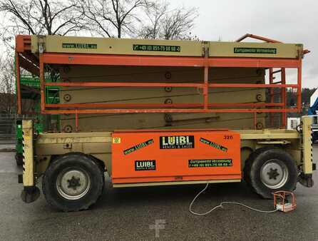 Scissor lift 2006 JLG LIFTLUX 245-25, 26,5m diesel scissor lift (1)