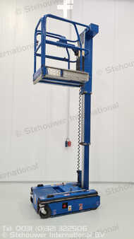 Vertical mast lift 2012 Power Tower Nano SP (5)