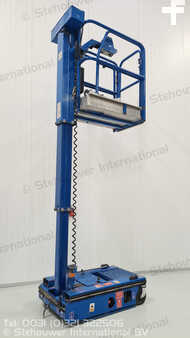 Vertical mast lift 2012 Power Tower Nano SP (6)