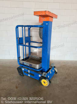 Vertical mast lift - JLG Peco Lift (4)