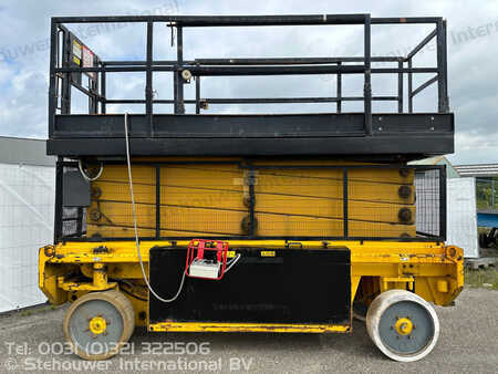 Scissor lift 2001 Liftlux SL153-12 E2WD (1)