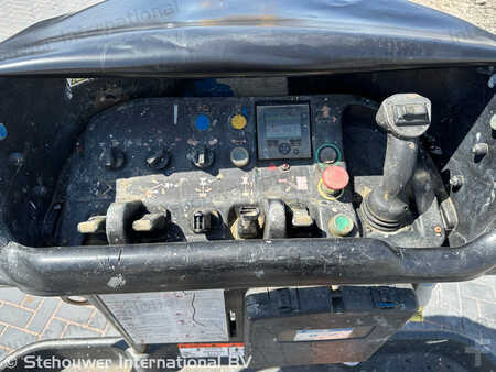 Knikarmhoogwerker 2015  Niftylift HR17 Hybride 4WD HR 17 (6)