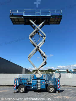 Schaarhoogwerker 2007  Genie GS3384 RT GS 3384 (5)