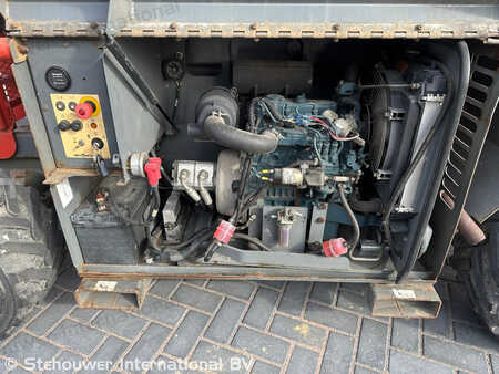 Pracovní plošina s nůžkovým zdvihem 2015  Skyjack SJ6826RT SJ6826 RT SJ 6826 SJ6832 (8)