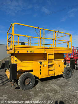 Piattaforme aeree a pantografo 2014  Haulotte H18SDX 4x4 Diesel H18SX H18 H 18 SX SDX SXL (1)