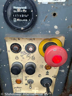 Saksinostimet 2016  Skyjack SJ6832RT SJ6832 RT SJ 6832 SJ6826 (9)