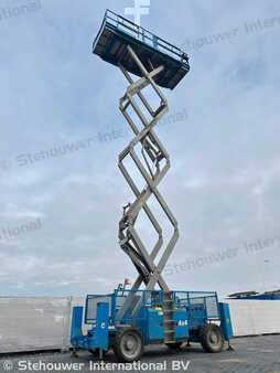 Scherenarbeitsbühne 2007  Genie GS4390 RT ( GS3384 / GS3390 GS 4390 / GS5390 ) (6)