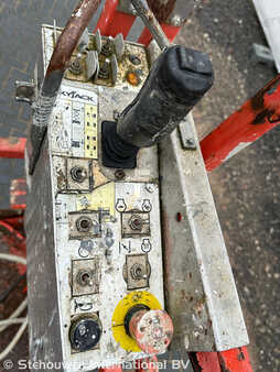 Scissors Lifts 2016  Skyjack SJ6832RT SJ6832 RT SJ 6832 SJ6826 (8)