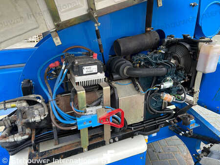 Podnośnik przegubowy 2010  Niftylift HR21 HYBRID 4x4 HR 21 4WD (10)