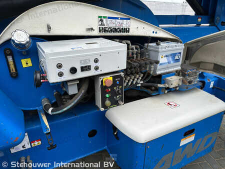 Podnośnik przegubowy 2010  Niftylift HR21 HYBRID 4x4 HR 21 4WD (9)