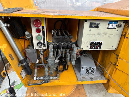 Kloubová pracovní plošina 2012  Niftylift HR12 NE Nifty Lift HR12NE Niftylift HR 12 (8)