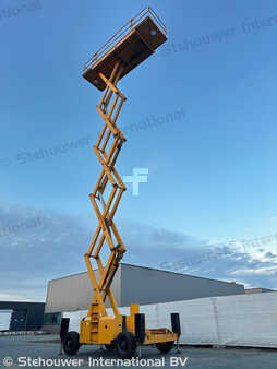 Pracovní plošina s nůžkovým zdvihem 2014  Haulotte H18SDX 4x4 Diesel H18SX H18 H 18 SX SDX SXL (6)