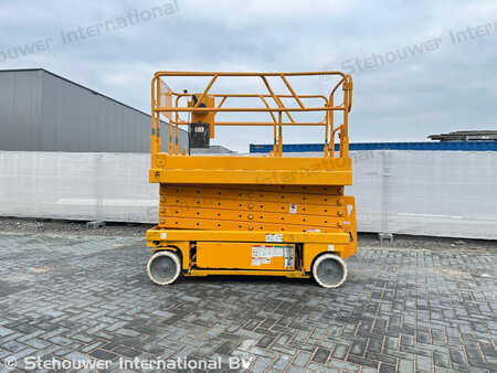 Ollós munka emelvény 1999  Genie GS3246 (1)