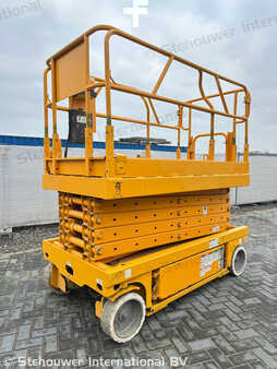 Ollós munka emelvény 1999  Genie GS3246 (3)