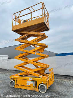 Ollós munka emelvény 1999  Genie GS3246 (5)