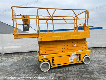 Ollós munka emelvény 1999  Genie GS3246 (7)