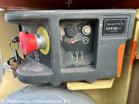 Kolmo zvedaná plošina 2011  JLG 1230ES JLG 1230 ES (5)